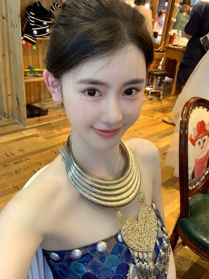 两个男人睡一个女人什么心理呢,最新好看的经典电影在线观看